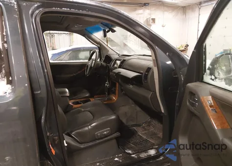 2005 Nissan Pathfinder Le z USA, uszkodzony, nr VIN 5N1AR18W15C705349